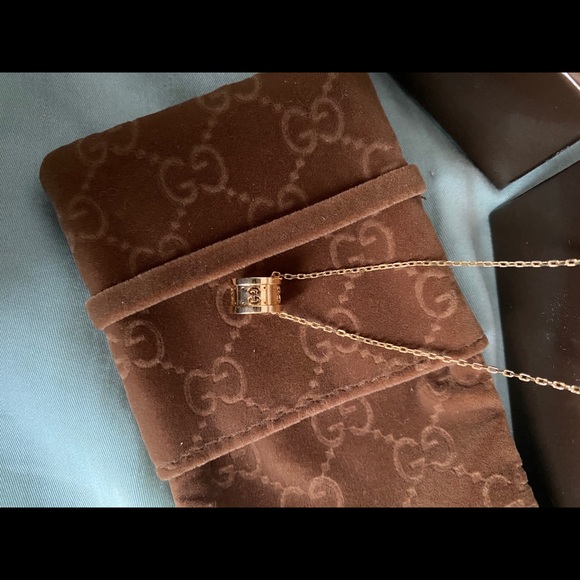 Gucci Icon Twirl RG Necklace - Picture 5 of 5